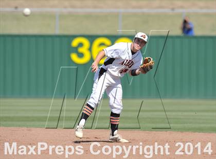 Thumbnail 2 in Birdville vs. Aledo (UIL 4A Region 1 Quarterfinal) photogallery.