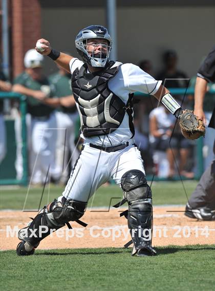 Thumbnail 3 in Birdville vs. Aledo (UIL 4A Region 1 Quarterfinal) photogallery.