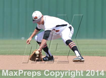 Thumbnail 1 in Birdville vs. Aledo (UIL 4A Region 1 Quarterfinal) photogallery.