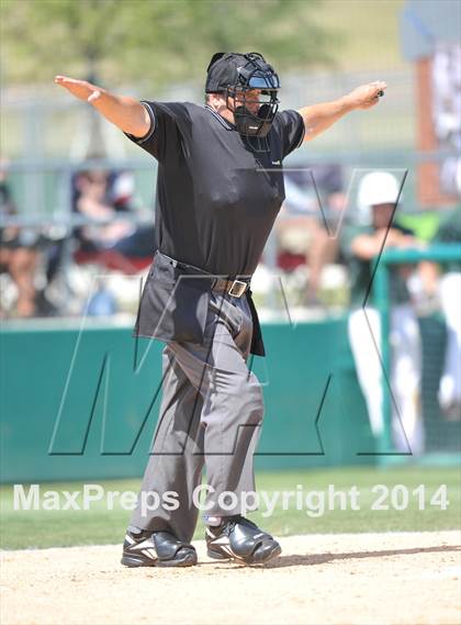 Thumbnail 2 in Birdville vs. Aledo (UIL 4A Region 1 Quarterfinal) photogallery.