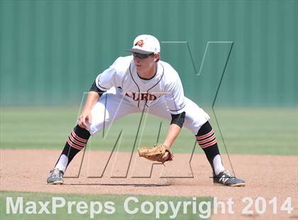 Thumbnail 2 in Birdville vs. Aledo (UIL 4A Region 1 Quarterfinal) photogallery.