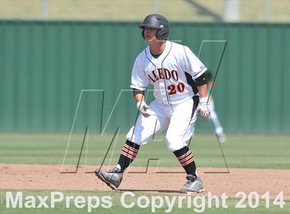 Thumbnail 1 in Birdville vs. Aledo (UIL 4A Region 1 Quarterfinal) photogallery.