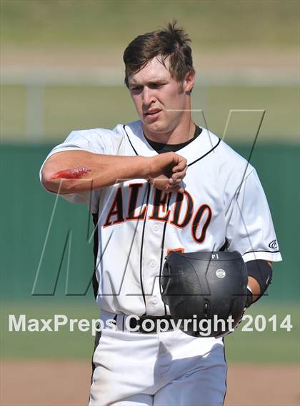 Thumbnail 3 in Birdville vs. Aledo (UIL 4A Region 1 Quarterfinal) photogallery.