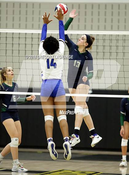 Thumbnail 1 in Reedy vs. Turner photogallery.