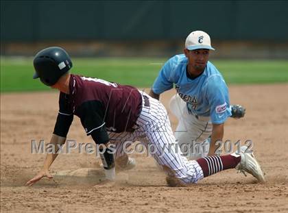 Thumbnail 3 in Carroll vs. A&M Consolidated (UIL 5A State Semifinal) photogallery.