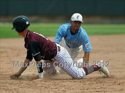 Thumbnail 2 in Carroll vs. A&M Consolidated (UIL 5A State Semifinal) photogallery.
