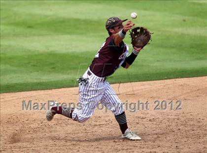 Thumbnail 3 in Carroll vs. A&M Consolidated (UIL 5A State Semifinal) photogallery.