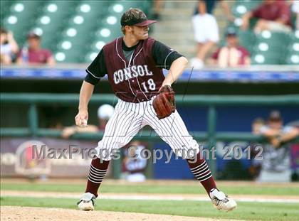 Thumbnail 2 in Carroll vs. A&M Consolidated (UIL 5A State Semifinal) photogallery.