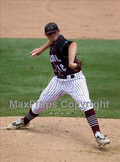 Thumbnail 1 in Carroll vs. A&M Consolidated (UIL 5A State Semifinal) photogallery.