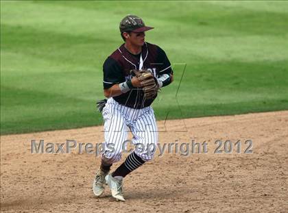 Thumbnail 3 in Carroll vs. A&M Consolidated (UIL 5A State Semifinal) photogallery.