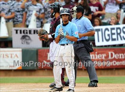 Thumbnail 1 in Carroll vs. A&M Consolidated (UIL 5A State Semifinal) photogallery.