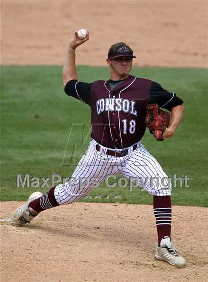 Thumbnail 2 in Carroll vs. A&M Consolidated (UIL 5A State Semifinal) photogallery.