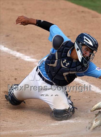 Thumbnail 1 in Carroll vs. A&M Consolidated (UIL 5A State Semifinal) photogallery.