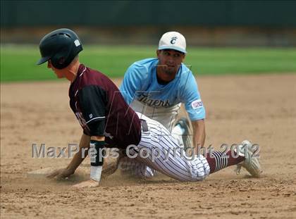 Thumbnail 1 in Carroll vs. A&M Consolidated (UIL 5A State Semifinal) photogallery.