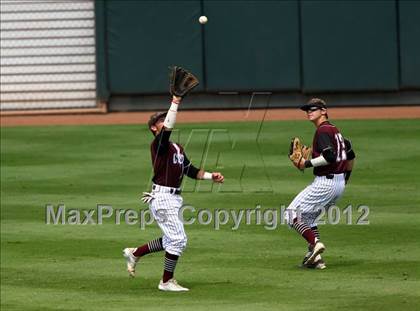Thumbnail 1 in Carroll vs. A&M Consolidated (UIL 5A State Semifinal) photogallery.