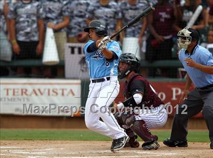 Thumbnail 3 in Carroll vs. A&M Consolidated (UIL 5A State Semifinal) photogallery.