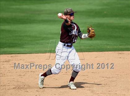 Thumbnail 3 in Carroll vs. A&M Consolidated (UIL 5A State Semifinal) photogallery.