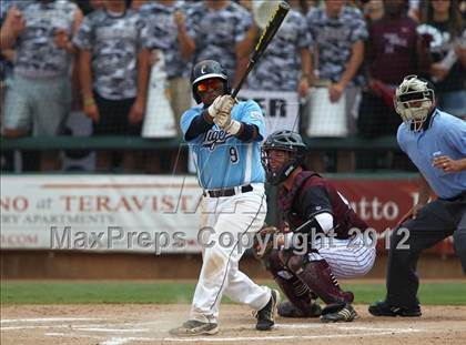 Thumbnail 2 in Carroll vs. A&M Consolidated (UIL 5A State Semifinal) photogallery.