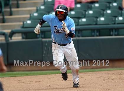 Thumbnail 1 in Carroll vs. A&M Consolidated (UIL 5A State Semifinal) photogallery.