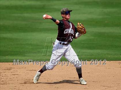 Thumbnail 3 in Carroll vs. A&M Consolidated (UIL 5A State Semifinal) photogallery.