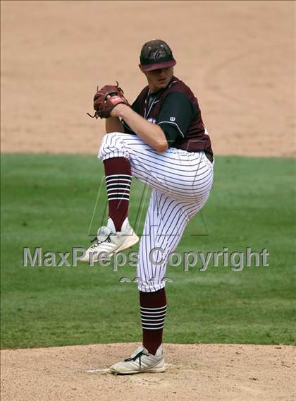 Thumbnail 2 in Carroll vs. A&M Consolidated (UIL 5A State Semifinal) photogallery.