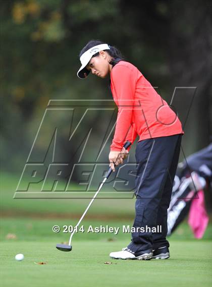 Thumbnail 3 in PSAL Girls Golf Individual Championship photogallery.