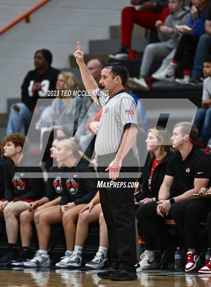 Thumbnail 3 in Valley Springs vs. Glen Rose (AAA 3A State Playoff first round) photogallery.