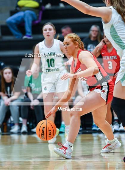 Thumbnail 2 in Valley Springs vs. Glen Rose (AAA 3A State Playoff first round) photogallery.