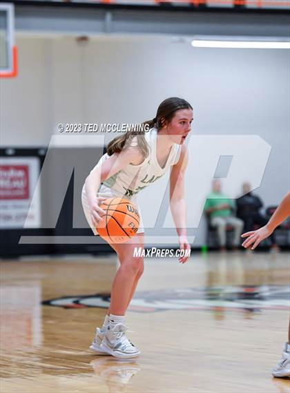 Thumbnail 3 in Valley Springs vs. Glen Rose (AAA 3A State Playoff first round) photogallery.