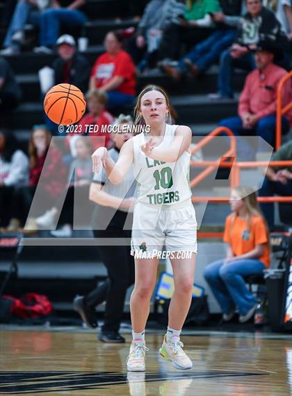 Thumbnail 3 in Valley Springs vs. Glen Rose (AAA 3A State Playoff first round) photogallery.