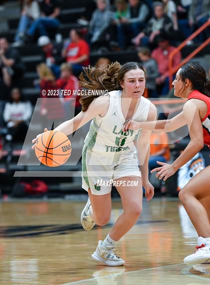 Thumbnail 2 in Valley Springs vs. Glen Rose (AAA 3A State Playoff first round) photogallery.