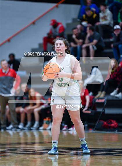 Thumbnail 2 in Valley Springs vs. Glen Rose (AAA 3A State Playoff first round) photogallery.