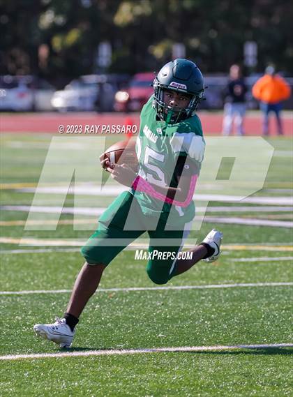 Thumbnail 3 in Greenport/Southold vs William Floyd JV 9 photogallery.