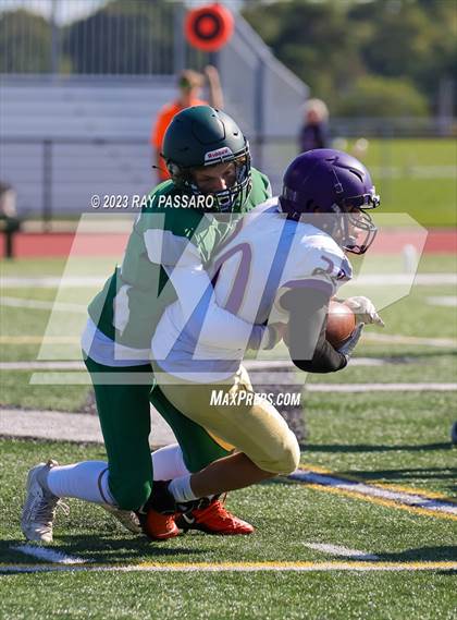 Thumbnail 1 in Greenport/Southold vs William Floyd JV 9 photogallery.