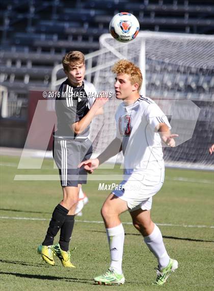 Thumbnail 1 in Kent Denver vs. Jefferson Academy  (CHSAA 3A Final) photogallery.
