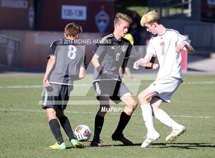 Thumbnail 1 in Kent Denver vs. Jefferson Academy  (CHSAA 3A Final) photogallery.