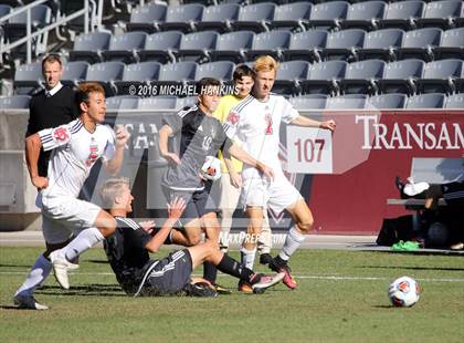 Thumbnail 3 in Kent Denver vs. Jefferson Academy  (CHSAA 3A Final) photogallery.
