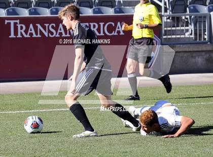 Thumbnail 2 in Kent Denver vs. Jefferson Academy  (CHSAA 3A Final) photogallery.
