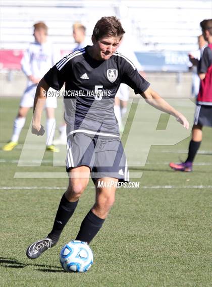 Thumbnail 3 in Kent Denver vs. Jefferson Academy  (CHSAA 3A Final) photogallery.