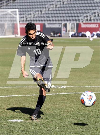Thumbnail 3 in Kent Denver vs. Jefferson Academy  (CHSAA 3A Final) photogallery.
