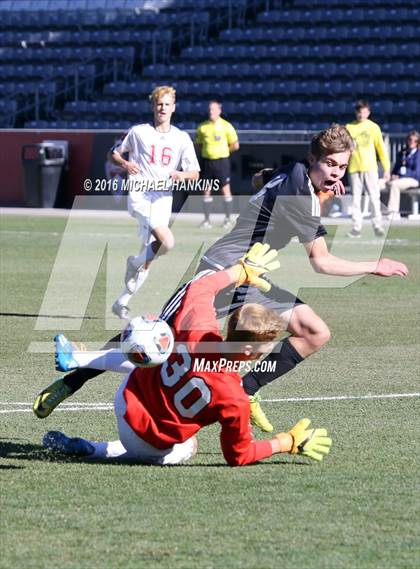 Thumbnail 3 in Kent Denver vs. Jefferson Academy  (CHSAA 3A Final) photogallery.