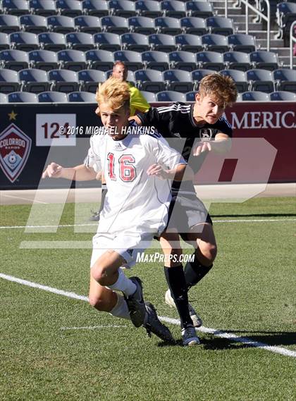 Thumbnail 2 in Kent Denver vs. Jefferson Academy  (CHSAA 3A Final) photogallery.
