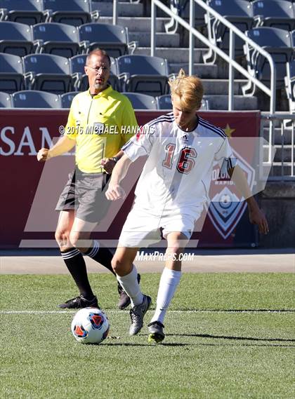 Thumbnail 2 in Kent Denver vs. Jefferson Academy  (CHSAA 3A Final) photogallery.