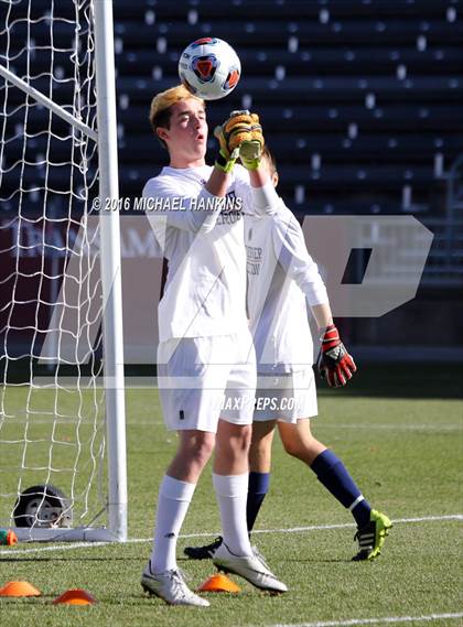 Thumbnail 3 in Kent Denver vs. Jefferson Academy  (CHSAA 3A Final) photogallery.