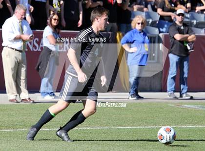 Thumbnail 2 in Kent Denver vs. Jefferson Academy  (CHSAA 3A Final) photogallery.