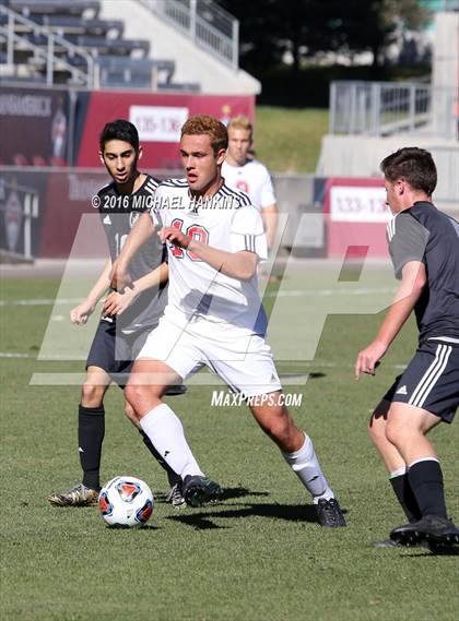 Thumbnail 1 in Kent Denver vs. Jefferson Academy  (CHSAA 3A Final) photogallery.