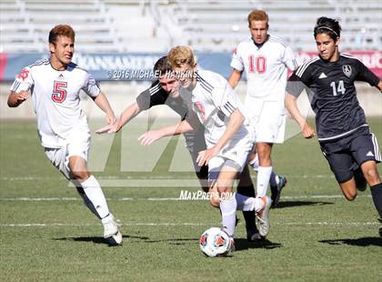 Thumbnail 3 in Kent Denver vs. Jefferson Academy  (CHSAA 3A Final) photogallery.