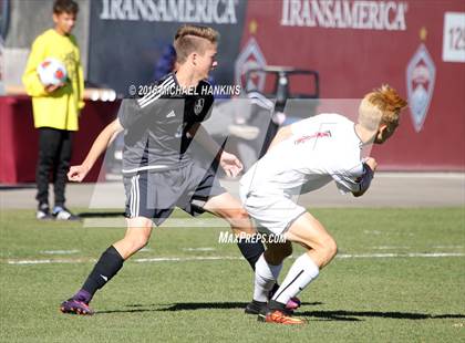 Thumbnail 3 in Kent Denver vs. Jefferson Academy  (CHSAA 3A Final) photogallery.