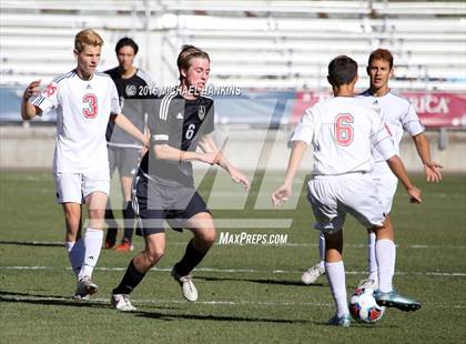 Thumbnail 2 in Kent Denver vs. Jefferson Academy  (CHSAA 3A Final) photogallery.