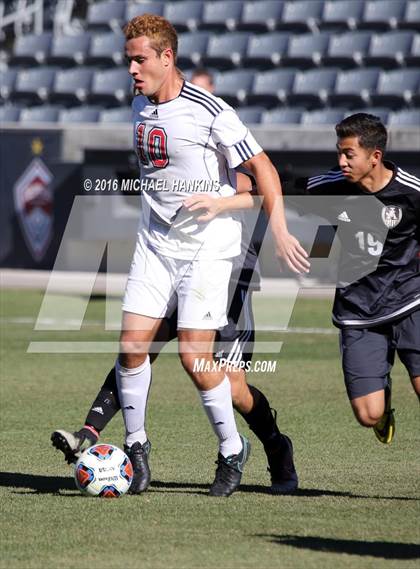 Thumbnail 1 in Kent Denver vs. Jefferson Academy  (CHSAA 3A Final) photogallery.